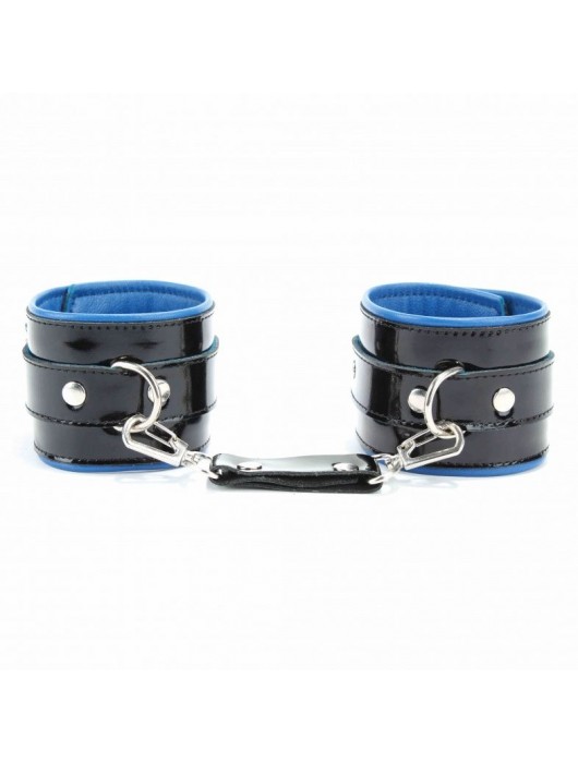 Чёрные лаковые наручники с синим подкладом - БДСМ Арсенал - купить с доставкой в Томске